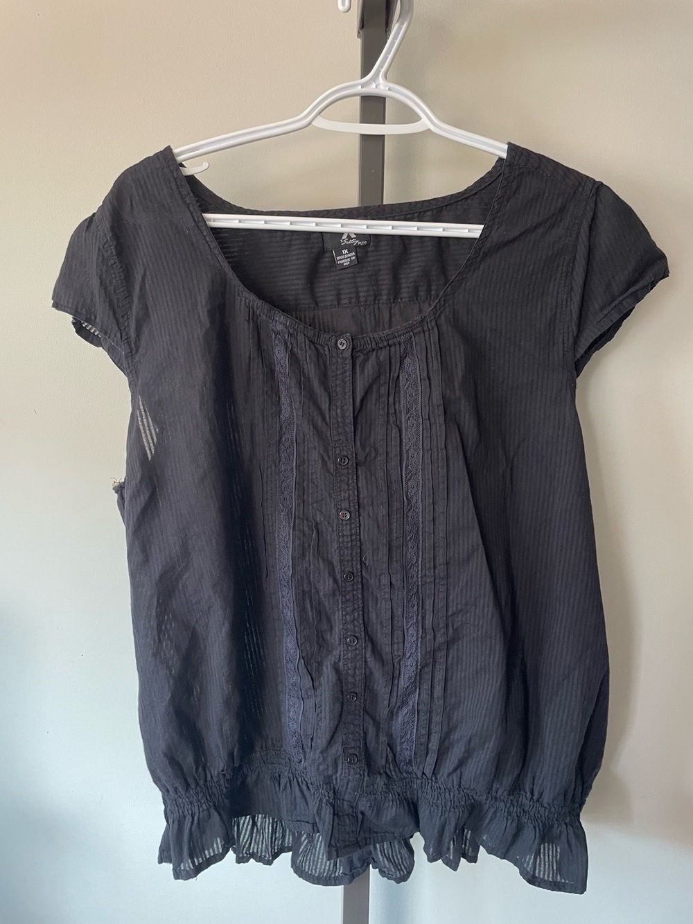 X by Sultry Ruffled Lace Cottagecore 100% Cotton Lace Button Front Top Blouse